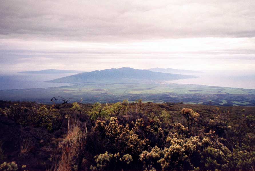 Blick vom Parkeingang auf Maui mit Nachbarinseln