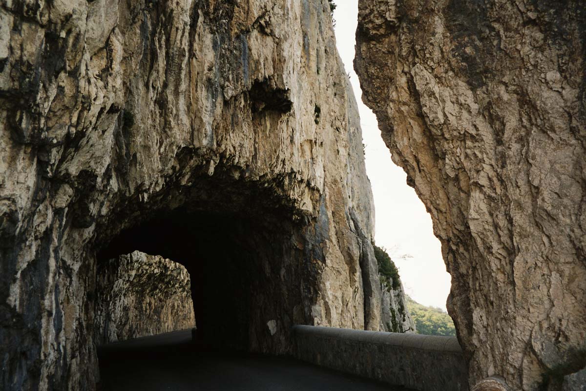 Ein Tunnel jagt den nchsten