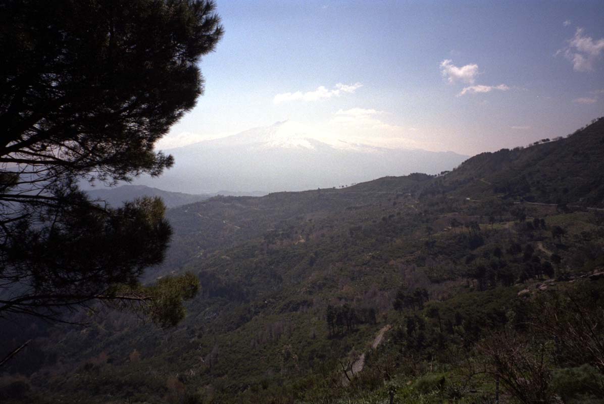 Erster Blick auf den Etna