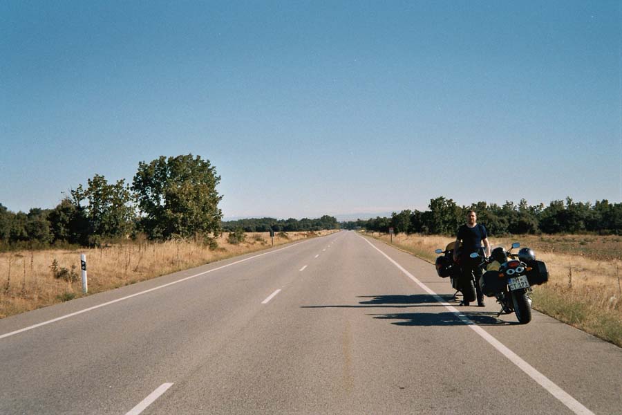 Per N110 durch die Meseta - Blick nach vorn