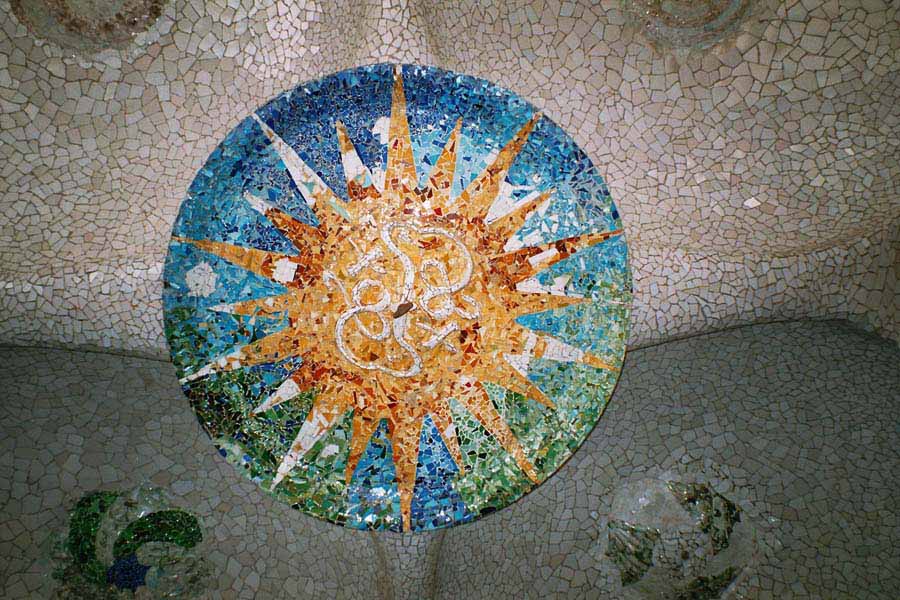 Mosaik im Gewlbe unter dem Platz