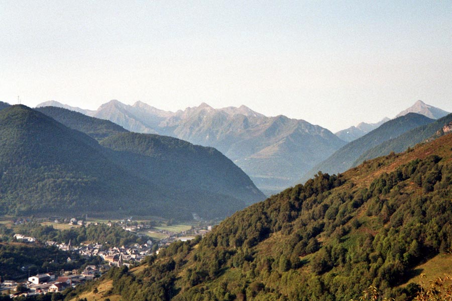 Arreau im Tal bei der Auffahrt zum Col d'Aspin