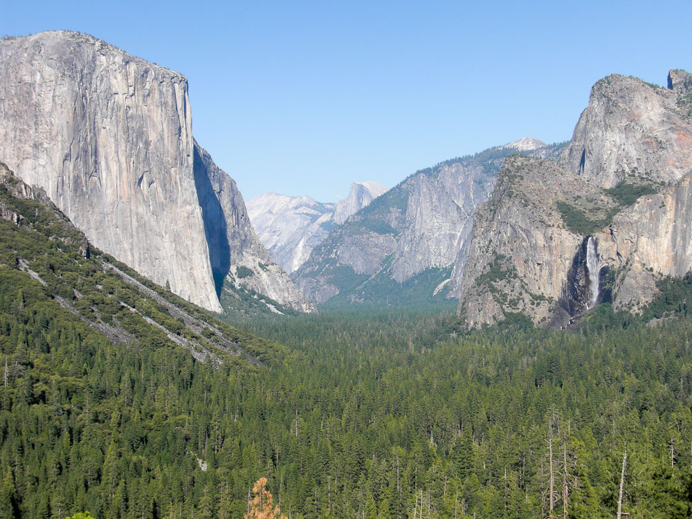 Tunnel View