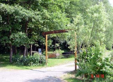 Anlegestelle an einem Spreewald-Kanal