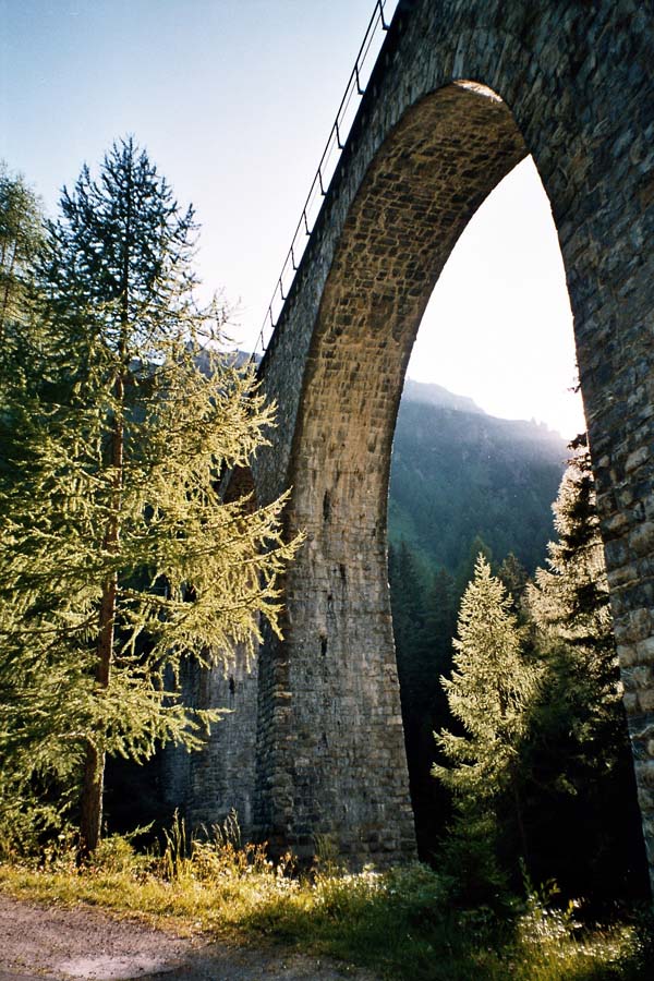 Viaduct der Rhtischen Eisenbahn am Albula